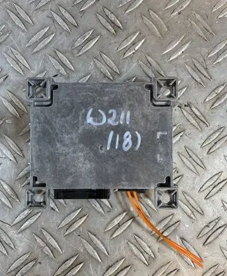 Mercedes-Benz E W211 Phone control unit/module A2118206485
