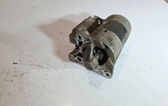 Renault Megane I Starter motor M002113281