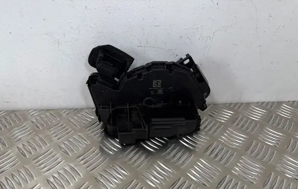Skoda Fabia Mk3 (NJ) Front door lock 5TB837016A