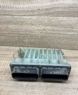 Opel Zafira A Fan control module 24462346 15408375