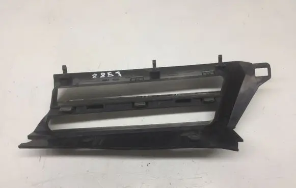 Alfa Romeo 156 Front bumper upper radiator grill 156017391