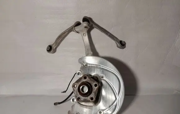 Audi Q5 SQ5 Front wheel hub 80A407560
