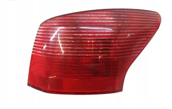 Peugeot 407 Rear/tail lights 