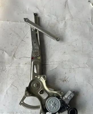 Toyota Prius (NHW20) Rear door window regulator with motor 