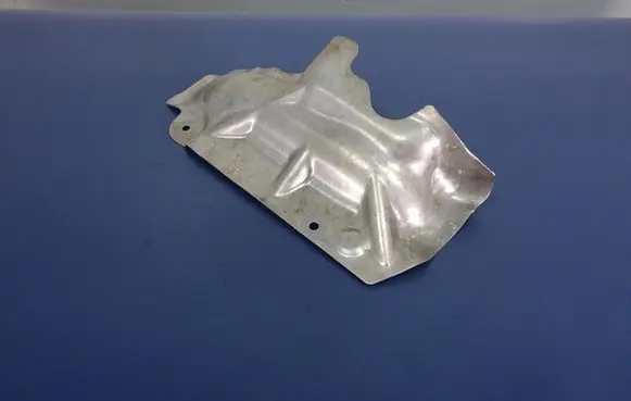 BMW M4 F82 F83 Exhaust heat shield 7848040