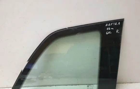 Opel Zafira B Rear side window 43R00021