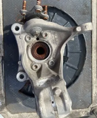 Volkswagen Sharan Front wheel hub spindle knuckle 230505 RAU05