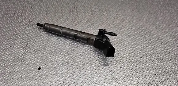 Mercedes-Benz CLK A209 C209 Fuel injector A6420700587 0445115027