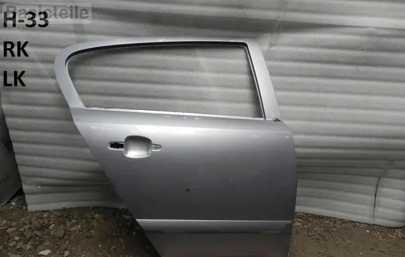 Opel Astra H Rear door 13162877 94710107