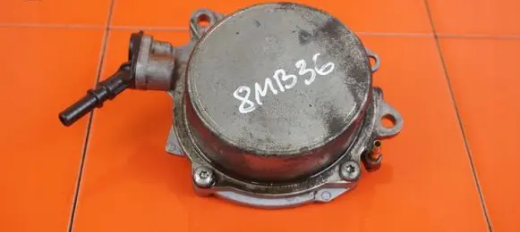 Peugeot 207 Vacuum pump 8MB36