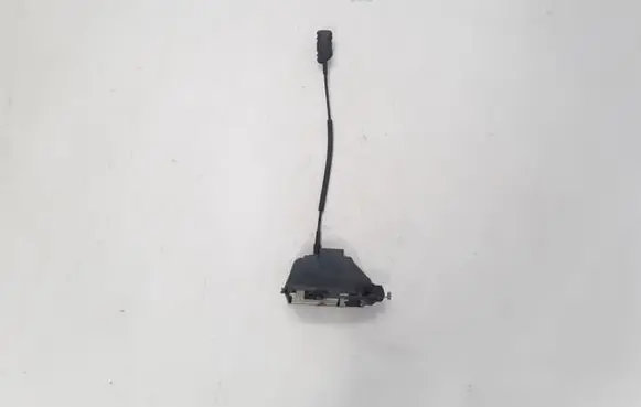 Renault Laguna II Front door lock 8200009150