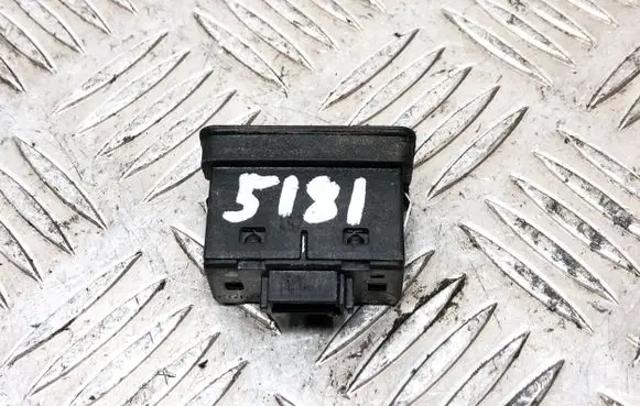 BMW 5 E39 Electric window control switch 8368974
