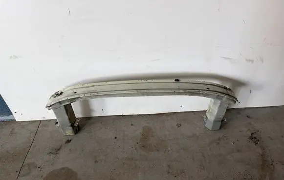 Opel Zafira C Front bumper cross member 39135568