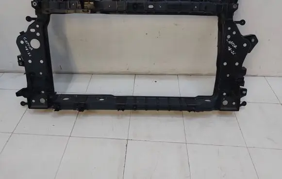 Renault Captur II Radiator support slam panel 625009824R