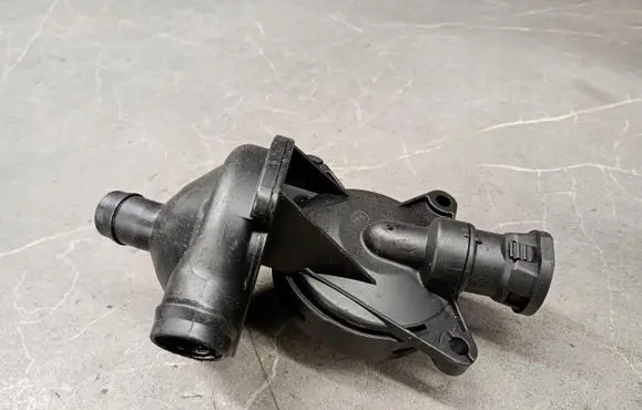 BMW 3 E90 E91 Breather valve 7503519