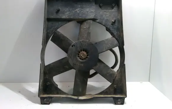 Electric radiator cooling fan
