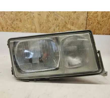 Mercedes-Benz 190 W201 Headlight/headlamp 2018207661 A2018207661 2018200261