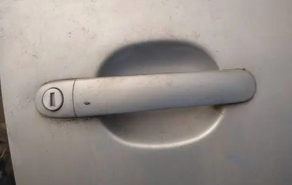 Volkswagen Bora Front door exterior handle