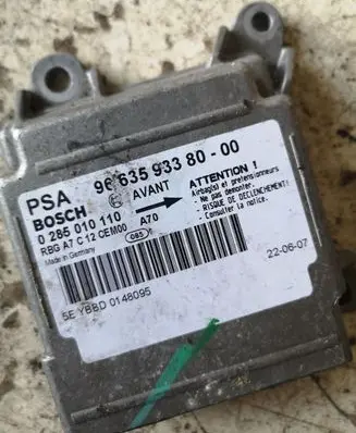 Peugeot 207 Airbag control unit/module 9663593380