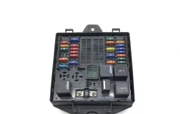 Jaguar XK - XKR Fuse module 6W8314A073AD 518858212