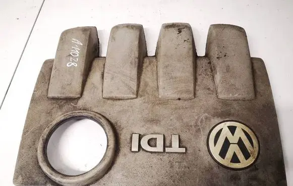 Volkswagen Golf V Engine cover (trim) 810552