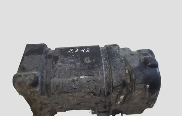 Volkswagen PASSAT B6 Other engine bay part 03C103502M