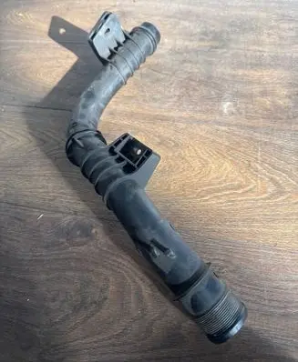 Intercooler hose/pipe