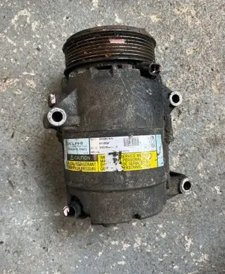 Renault Espace - Grand espace IV Air conditioning (A/C) compressor (pump) 8200067915