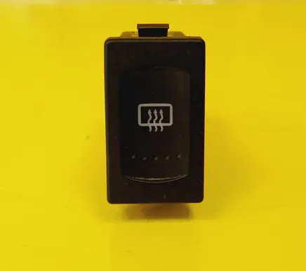 Volkswagen PASSAT B5 Windscreen/window heater switch 3B0959621C