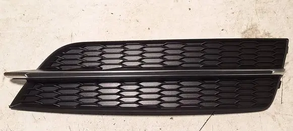 Audi A7 S7 4G Front bumper lower grill 4G8807152D