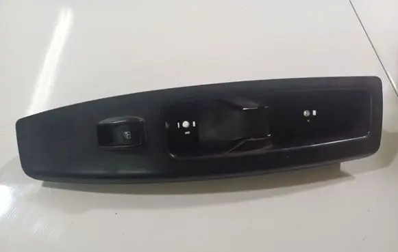 Fiat Doblo Front door window switch trim 