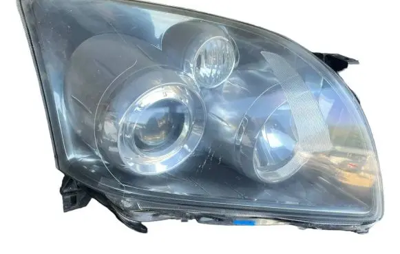 Toyota Avensis T250 Headlight/headlamp 185109 8113005190