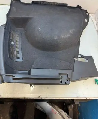 Audi A2 Tailgate/boot cover trim set 8Z0863880