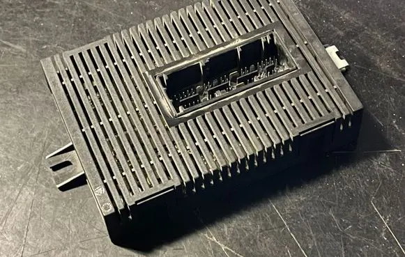 BMW 7 E65 E66 Light module LCM 6924560 005175 037069065