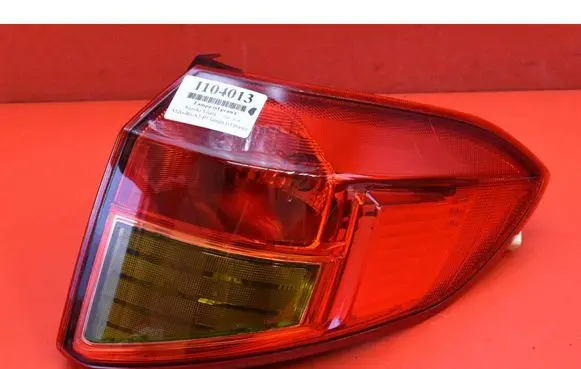Suzuki Grand Vitara II Rear/tail lights 22018097