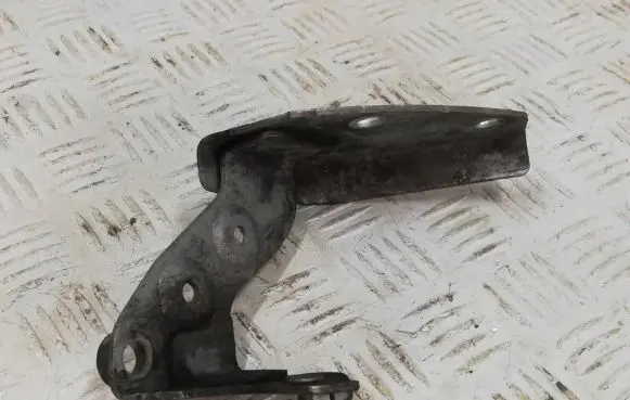 Mercedes-Benz B W246 W242 Horn signal holder/bracket A6071500273 11031483R