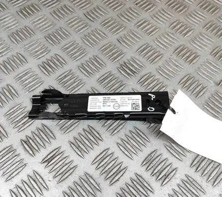 Audi Q2 - Seat belt height adjuster 4M0857819A