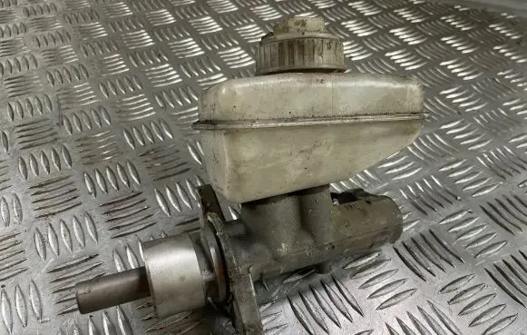 Opel Vectra B Master brake cylinder