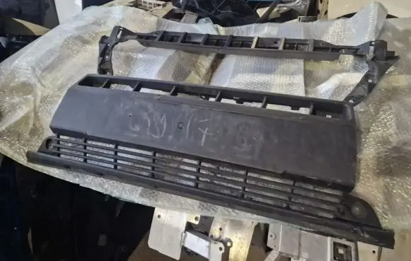 Fiat Ducato Front bumper upper radiator grill 1315077070