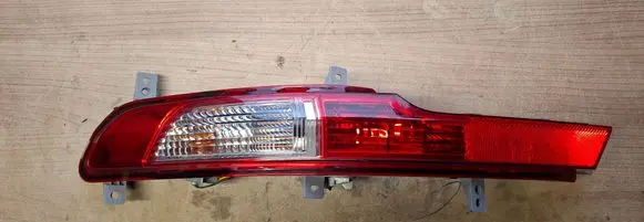 KIA Sportage Rear bumper light 924053U3