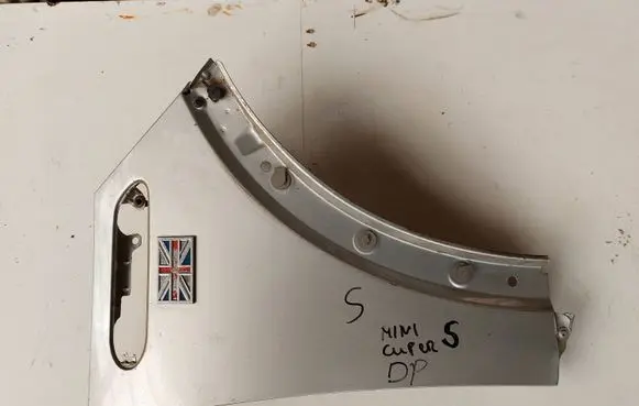 Mini One - Cooper R50 - 53 Fender