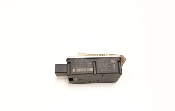 Volvo XC70 Door central lock control unit/module 31252988