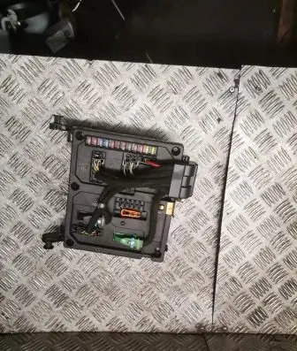 Volkswagen Sharan Fuse module 7m3962258ah