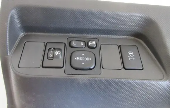 Toyota Auris 150 Dashboard lower bottom trim panel 5554502030