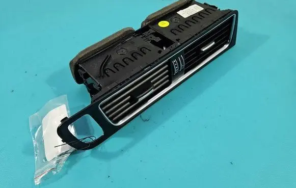 Dash center air vent grill