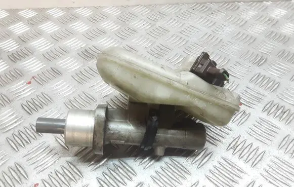 Citroen Xsara Master brake cylinder