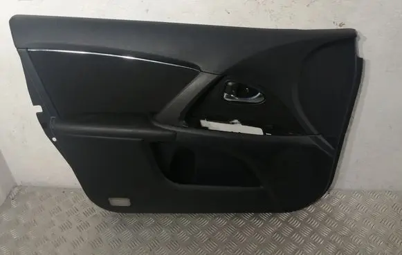 Toyota Avensis T270 Front door card panel trim 6762005670C3 6762405050