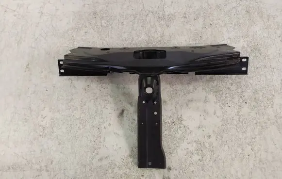 Dacia Duster II Radiator support slam panel