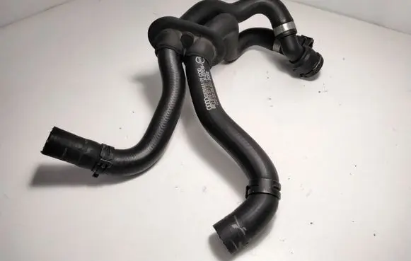 Audi A4 S4 B6 8E 8H Engine coolant pipe/hose 8E1819371B 8E0319699A