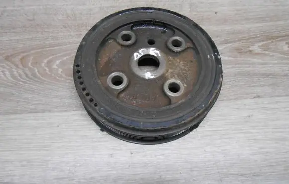 Volvo S60 Crankshaft pulley 30731865